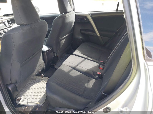 2T3ZFREV2HW324895 Toyota RAV4 LE