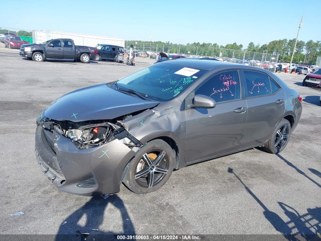 Toyota COROLLA LE 2019 2T1BURHE6KC240115 Image 2