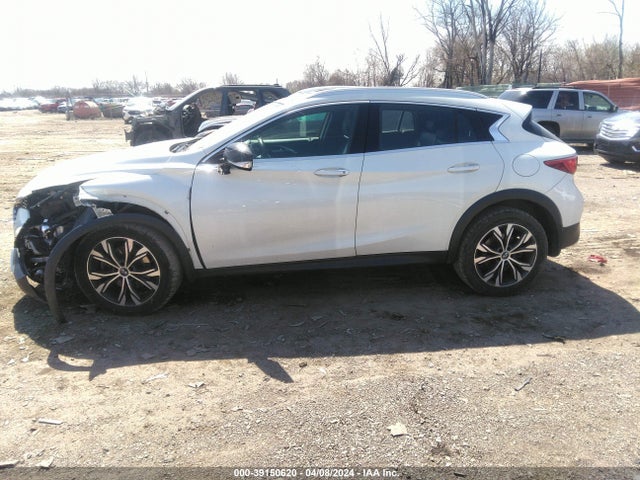 Infiniti Qx30 Premium 2017 SJKCH5CR9HA032574 Image 14
