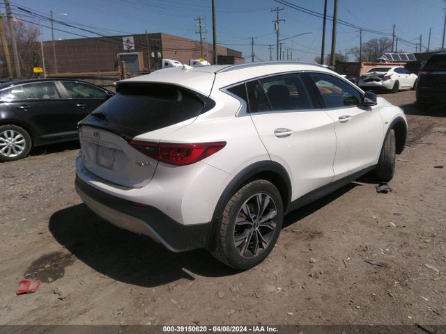 Infiniti Qx30 Premium 2017 SJKCH5CR9HA032574 Image 4