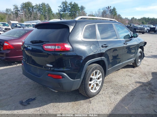 1C4PJMCS1HW576656 Jeep Cherokee Latitude 4x4