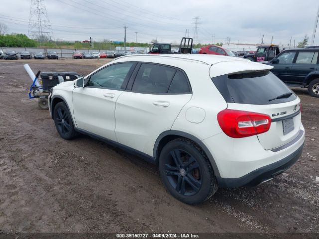 WDCTG4GBXFJ089239 Mercedes-Benz Gla 250 4matic