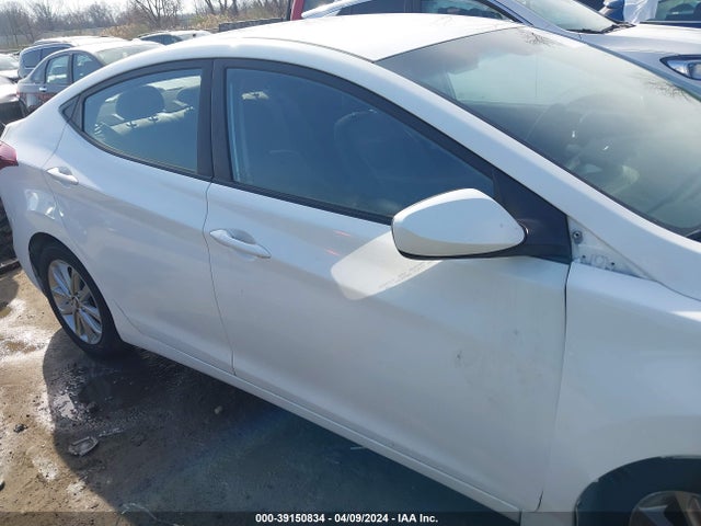 Hyundai ELANTRA SE 2016 5NPDH4AE5GH729099 Image 13