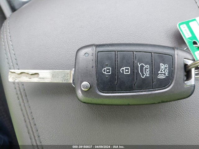 Hyundai Santa Fe Se 2019 5NMS2CAD8KH021090 Image 11