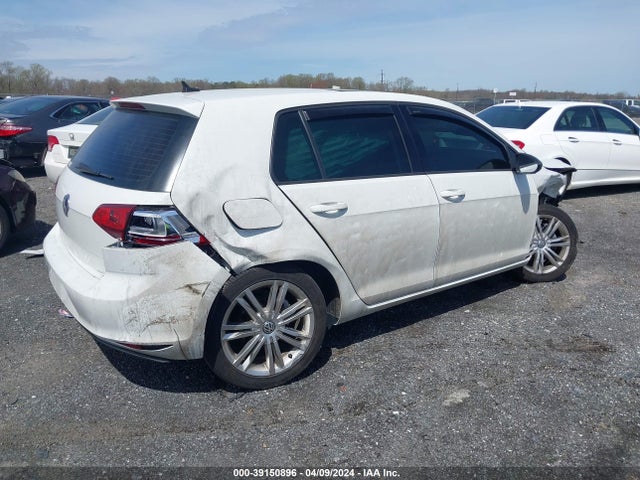 3VW2A7AU6FM037217 Volkswagen Golf Tdi Se 4-door