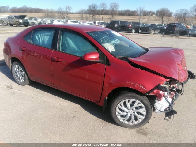 Toyota COROLLA LE 2018 5YFBURHE3JP801790 main image