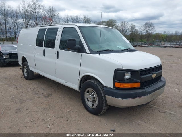 Chevrolet Express 3500 Work Van 2014 1GCZGUCG5E1100583 Image 1
