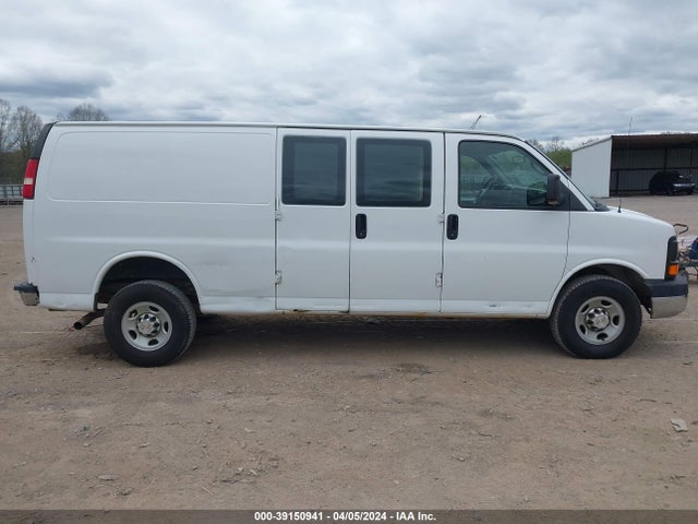 Chevrolet Express 3500 Work Van 2014 1GCZGUCG5E1100583 Image 14