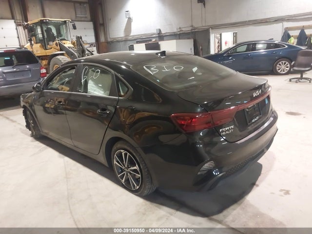 KIA Forte Lxs 2023 3KPF24AD3PE586756 Image 3