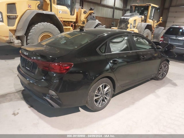 KIA Forte Lxs 2023 3KPF24AD3PE586756 Image 4