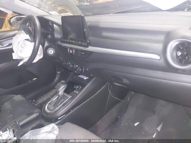 KIA Forte Lxs 2023 3KPF24AD3PE586756 Image 5