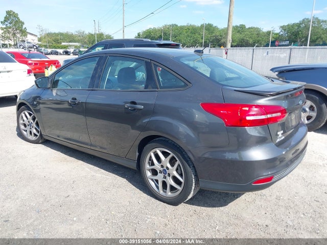 Ford FOCUS SE 2015 1FADP3F25FL271270 Image 3