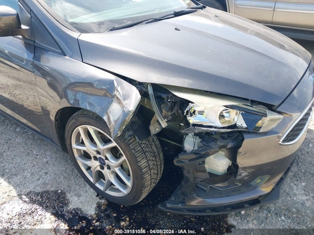 Ford FOCUS SE 2015 1FADP3F25FL271270 Image 6