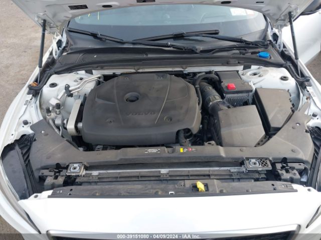 7JRA22TMXKG012015 Volvo S60 T6 R-design