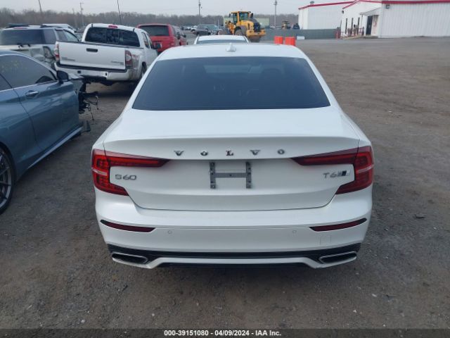 7JRA22TMXKG012015 Volvo S60 T6 R-design