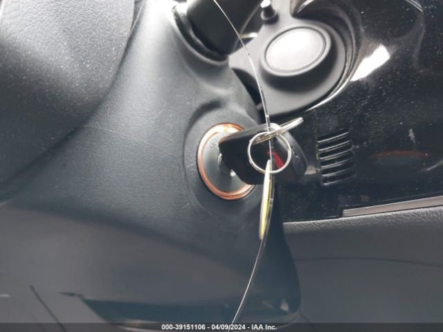 JA4AD2A34HZ054545 Mitsubishi Outlander Es