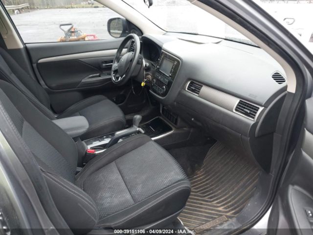 JA4AD2A34HZ054545 Mitsubishi Outlander Es