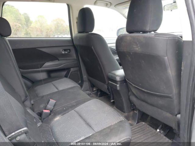 JA4AD2A34HZ054545 Mitsubishi Outlander Es