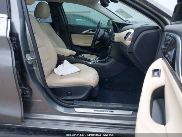 SJKCH5CP0HA020716 Infiniti Qx30 Premium