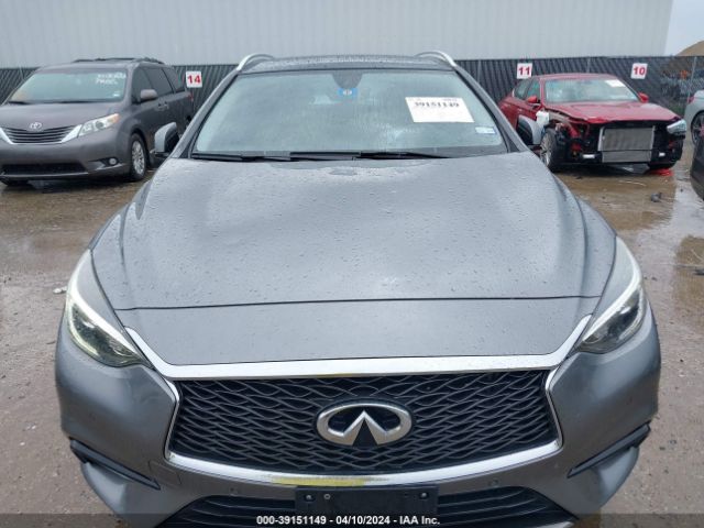 SJKCH5CP0HA020716 Infiniti Qx30 Premium