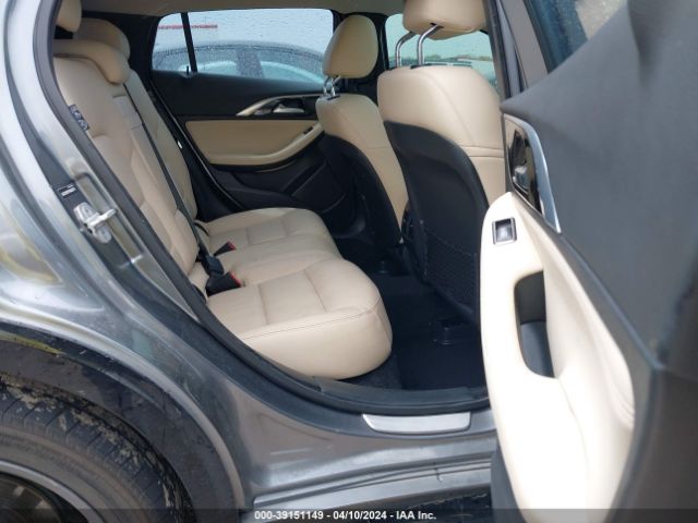 SJKCH5CP0HA020716 Infiniti Qx30 Premium