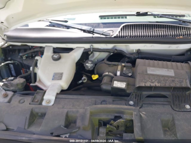 Chevrolet Express 2500 Work Van 2018 1GCWGAFG7J1909302 Image 10