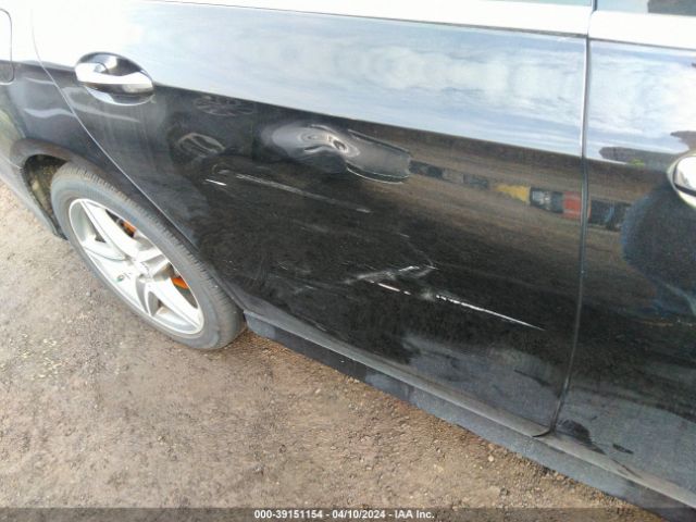 WDDZF4KB8HA010251 Mercedes-Benz E 300 4matic