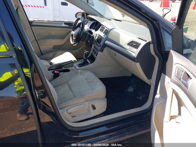 3VW217AUXGM038047 Volkswagen Golf Tsi S 4-door