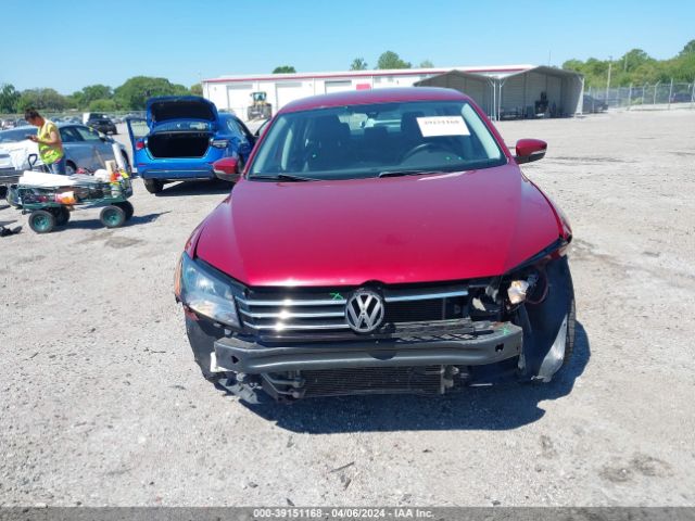 1VWAT7A32FC032207 Volkswagen Passat 1.8t Wolfsburg Edition