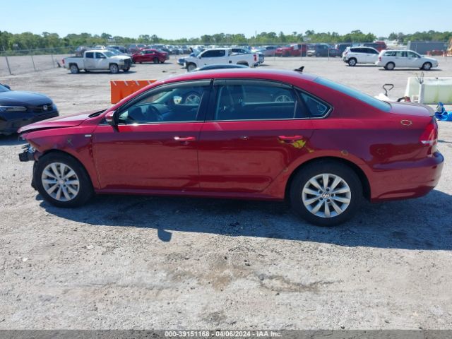 1VWAT7A32FC032207 Volkswagen Passat 1.8t Wolfsburg Edition