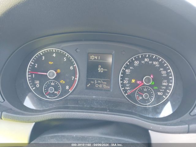 1VWAT7A32FC032207 Volkswagen Passat 1.8t Wolfsburg Edition