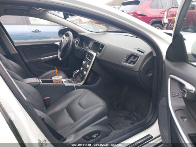 YV126MFK0G2390467 Volvo S60 T5 Drive-e Premier