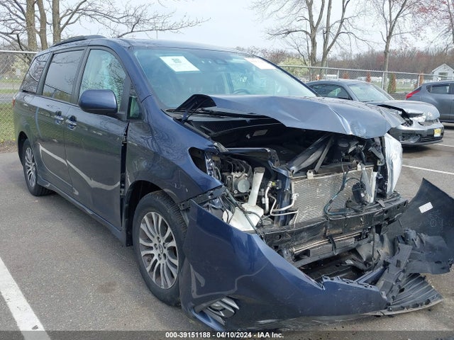 Toyota Sienna Xle 8 Passenger 2019 5TDYZ3DCXKS994008 zdjęcie główne