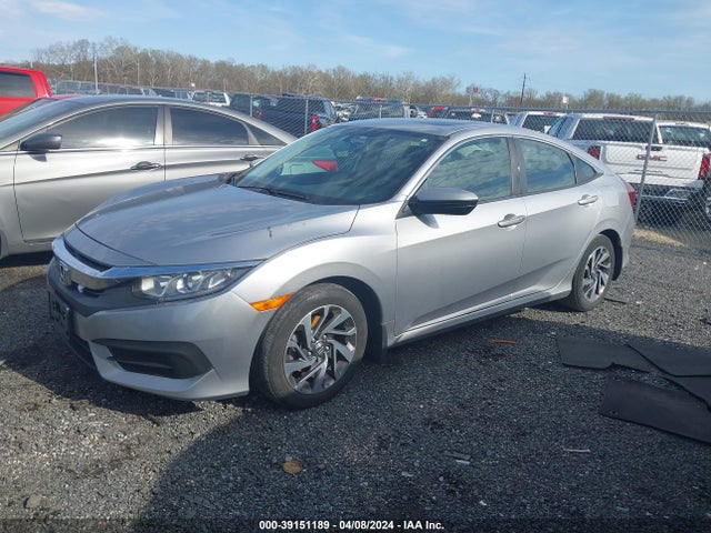 Honda CIVIC EX 2018 2HGFC2F70JH596761 Image 2