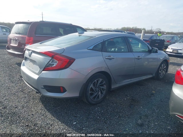Honda CIVIC EX 2018 2HGFC2F70JH596761 Image 4