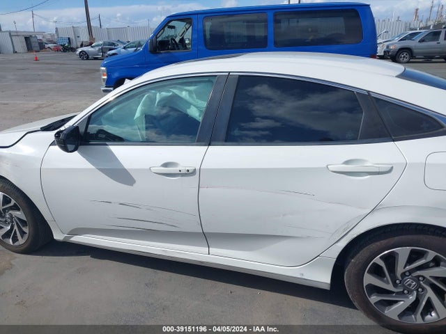 Honda CIVIC EX 2016 2HGFC2F77GH552300 Image 14