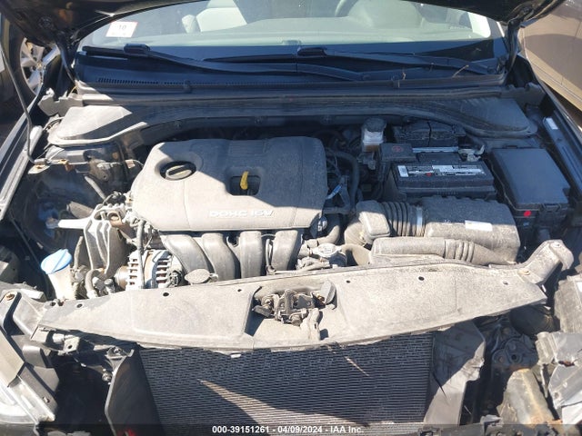Hyundai ELANTRA SE 2018 KMHD74LF2JU580541 Image 10