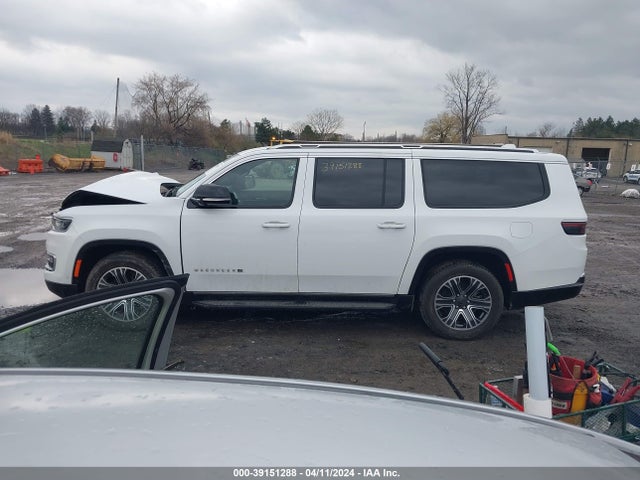 Продажа на аукционе авто 2023 Jeep Wagoneer L Series Ii 4x4, vin: 1C4SJSBPXPS569044, номер лота: 39151288