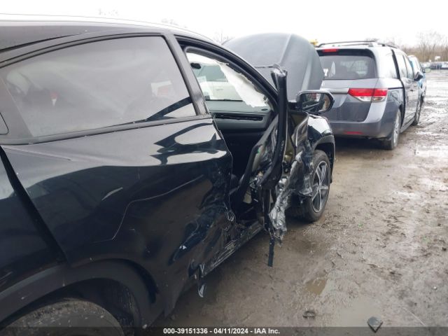 3CZRU6H58NM749948 Honda Hr-v Awd Ex