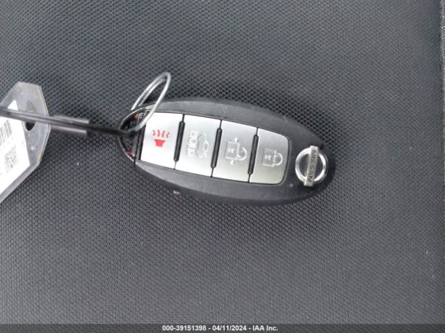 3N1CN8EV8ML858524 Nissan Versa Sv Xtronic Cvt