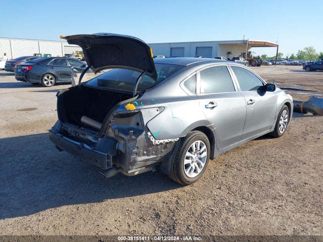 Nissan Altima 2.5 S 2014 1N4AL3AP9EN240561 Image 4