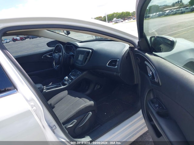 1C3CCCABXFN595705 Chrysler 200 Limited