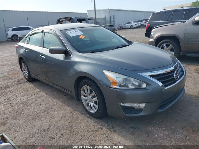 Nissan Altima 2.5 S 2015 1N4AL3AP9FN882327 main image