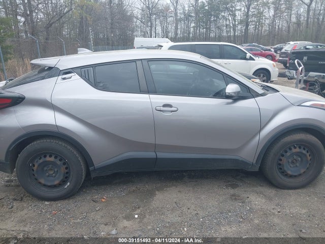 Toyota C-HR LE 2019 NMTKHMBX1KR077722 Image 13