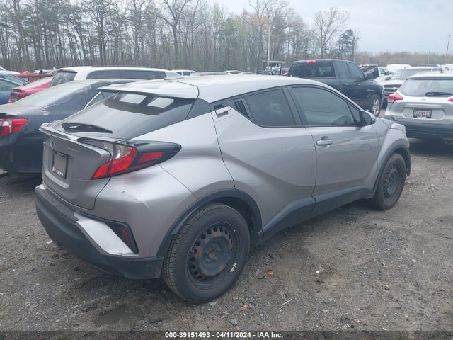 Toyota C-HR LE 2019 NMTKHMBX1KR077722 Image 4