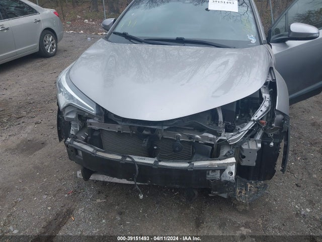 Toyota C-HR LE 2019 NMTKHMBX1KR077722 Image 6