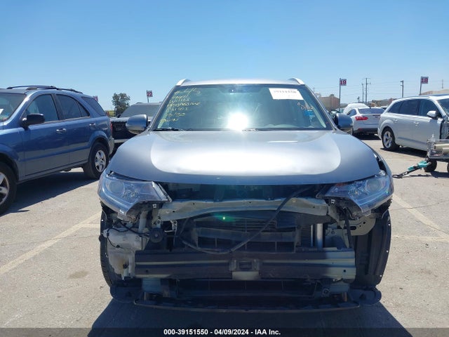 JA4AZ3A39KZ042082 Mitsubishi Outlander Sel