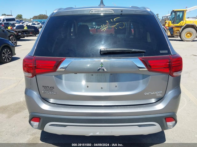 JA4AZ3A39KZ042082 Mitsubishi Outlander Sel