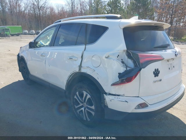 Toyota RAV4 LE 2016 JTMBFREV4GJ075420 Image 3