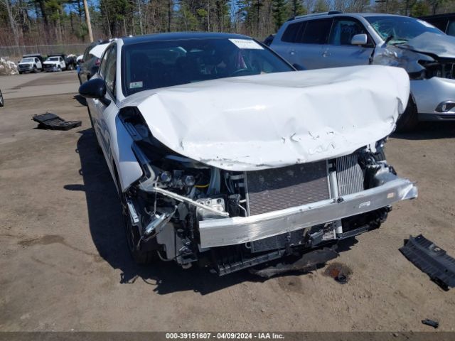 5XXG64J21NG094304 KIA K5 Gt-line